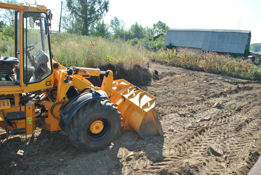 You are currently viewing Efficient Heavy Machinery Movers: Streamlining Your Industrial Operations